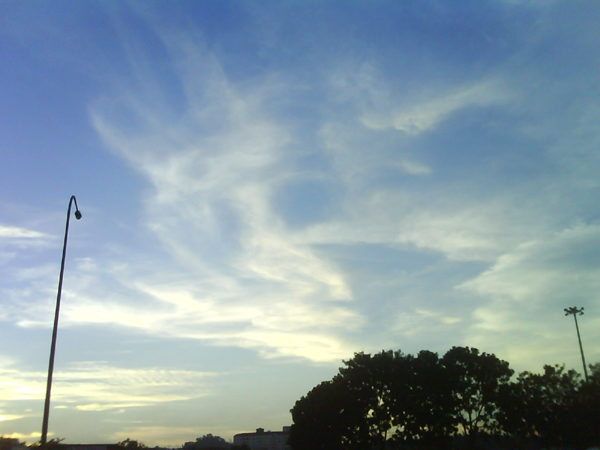 Sylph over Kota Baru, Malaysia (Nov. 26, 2007)
